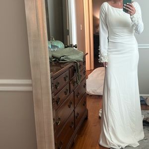 Pronovias Wedding Dress Size 8 never been worn. NWT